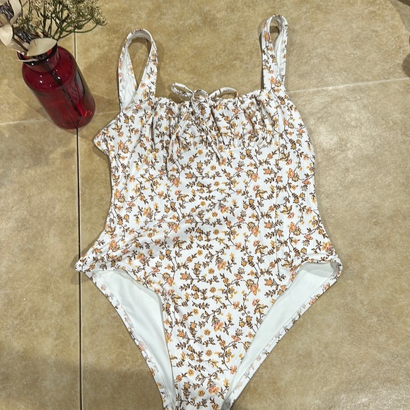 MINKPINK IS20F2051 Women's flowers Printed Wrap One Piece